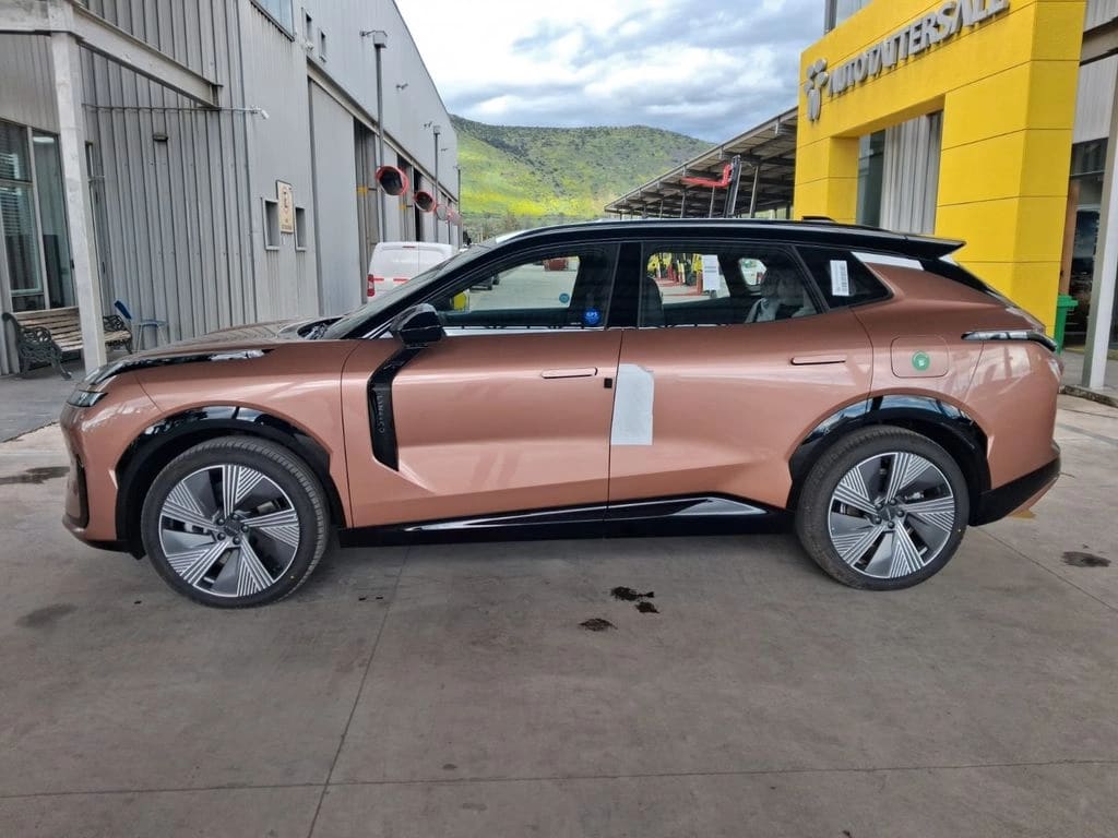 2027 LYNK&CO 08 HALO - Miniatura 9
