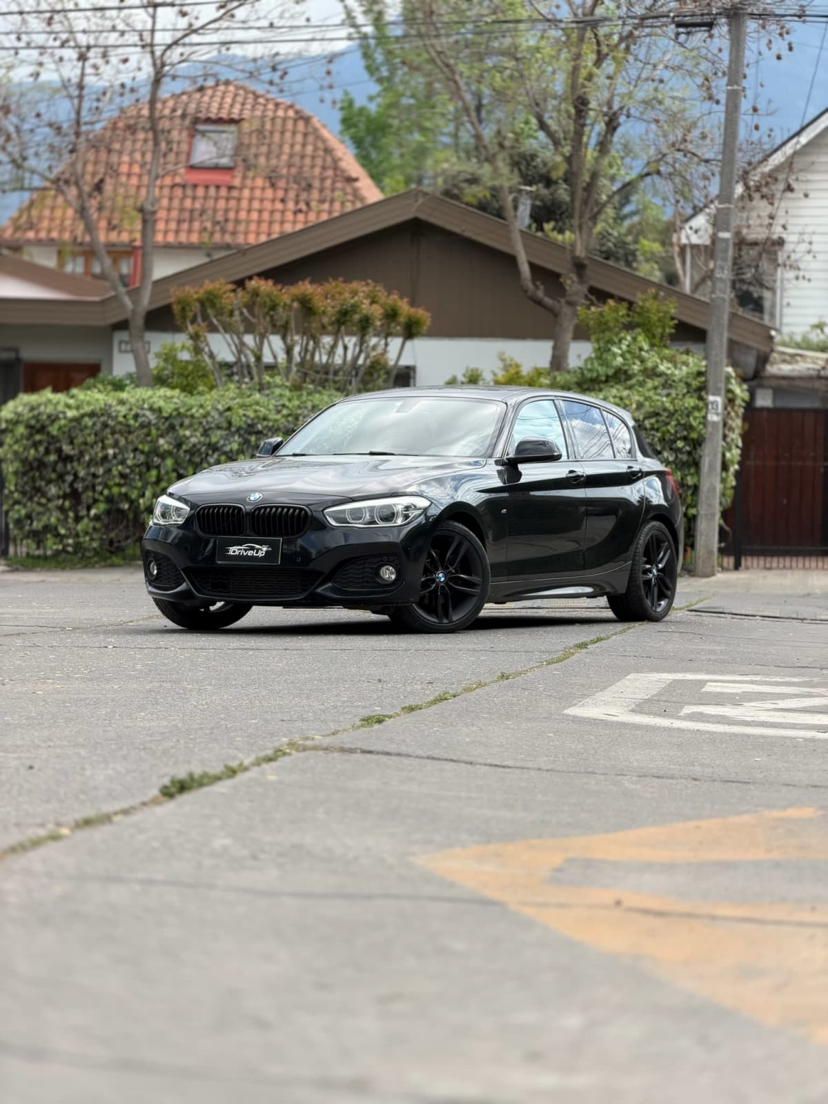 2016 BMW 120I 1.6T - Imagen 1
