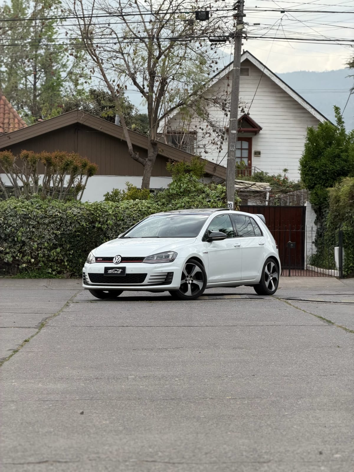 2016 Volkswagen Golf GTI - Imagen 1