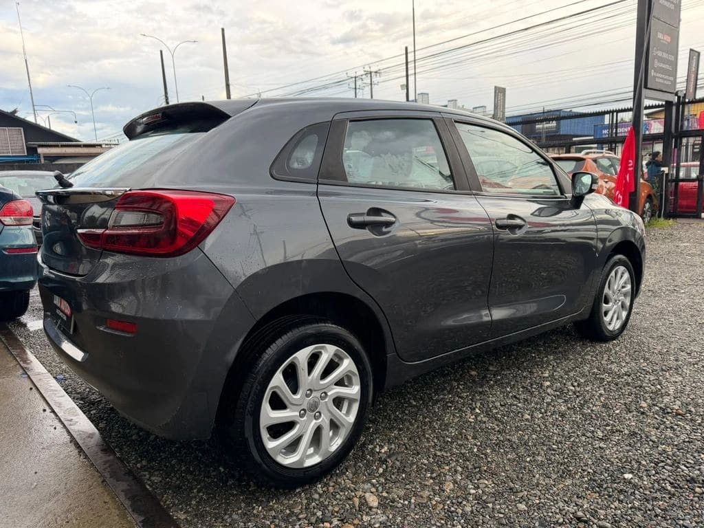 2024 Suzuki BALENO 4X2 - Miniatura 4
