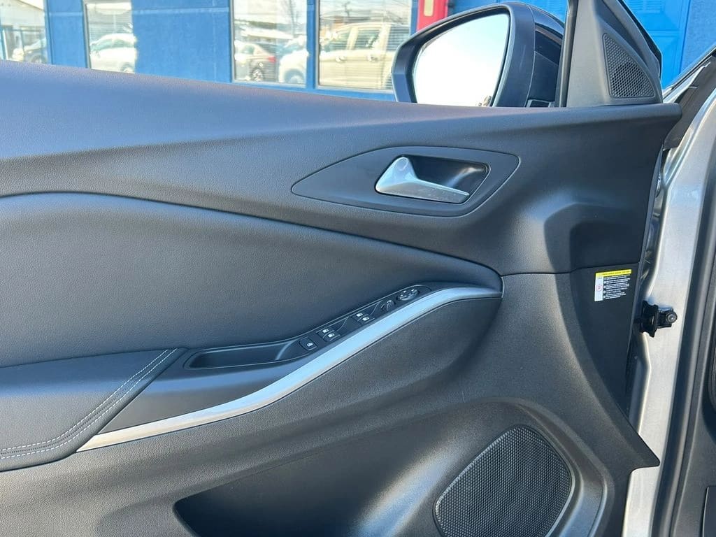 2025 Opel GRANDLAND 1.2 - Miniatura 10