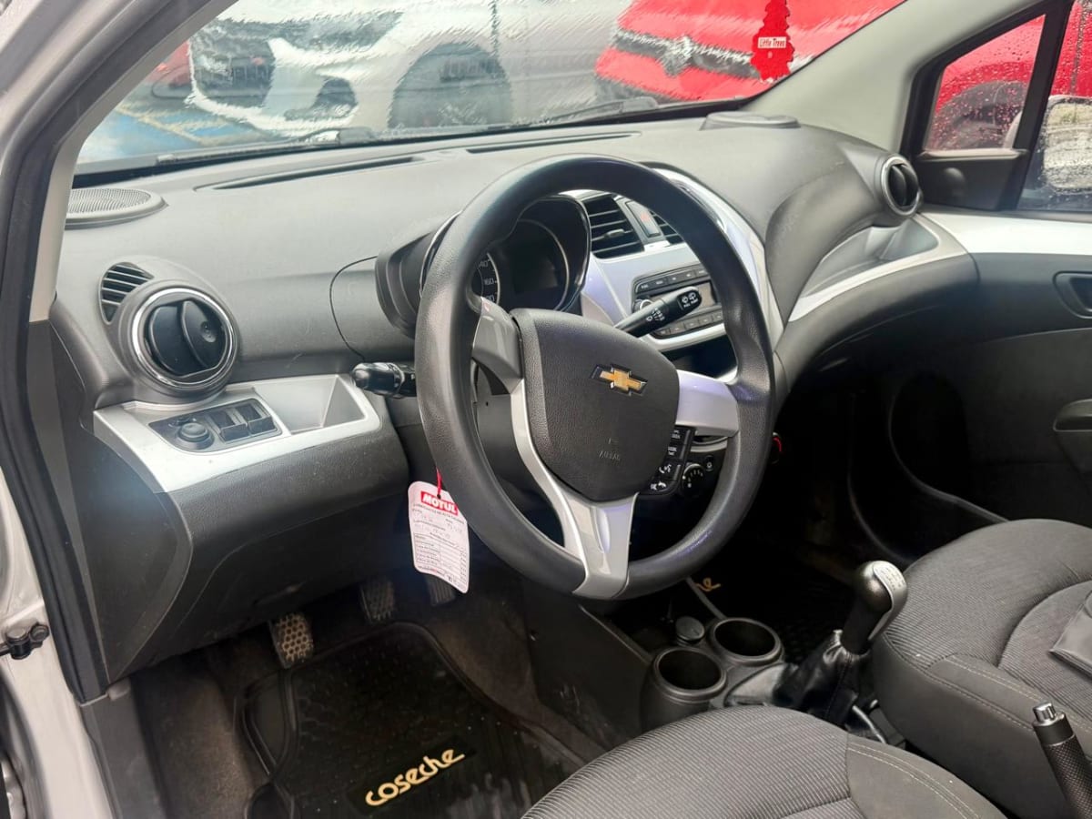 2020 Chevrolet Spark GT - Miniatura 10