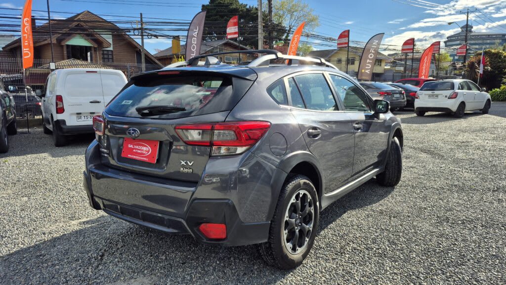 2022 SUBARU XV 2.0 Gris - Miniatura 5