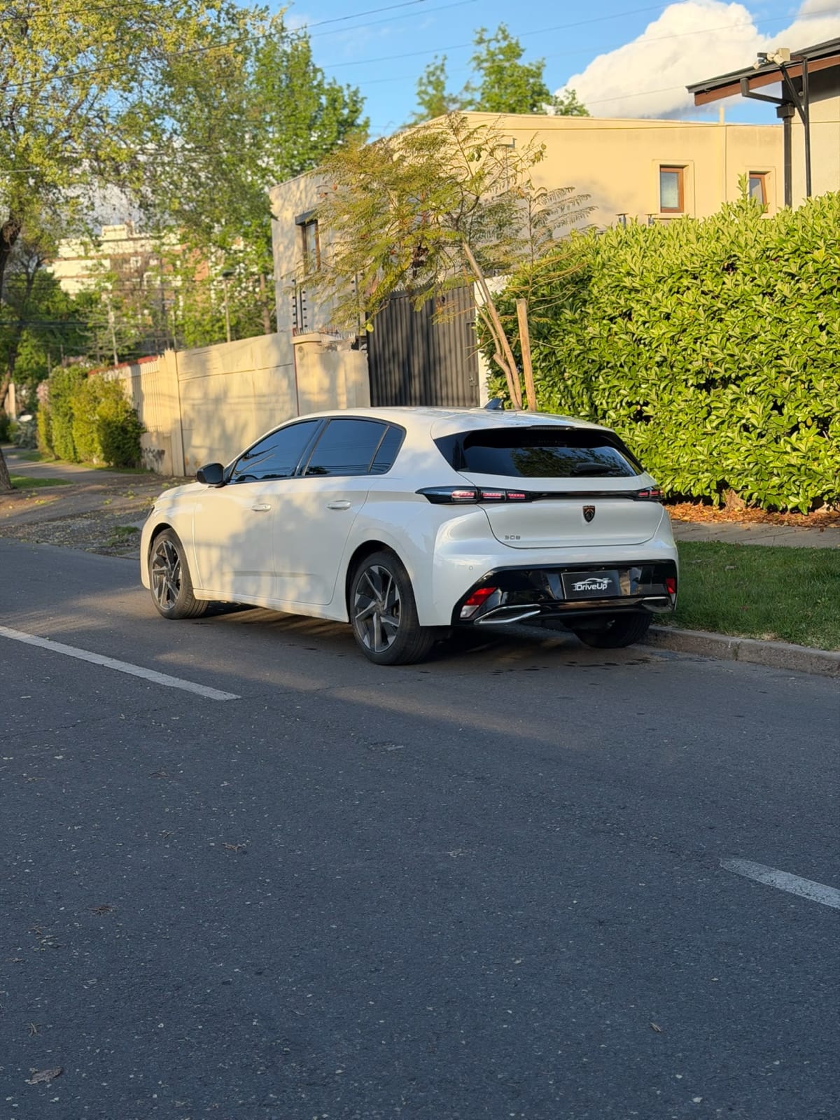 2022 Peugeot 308 - Miniatura 3