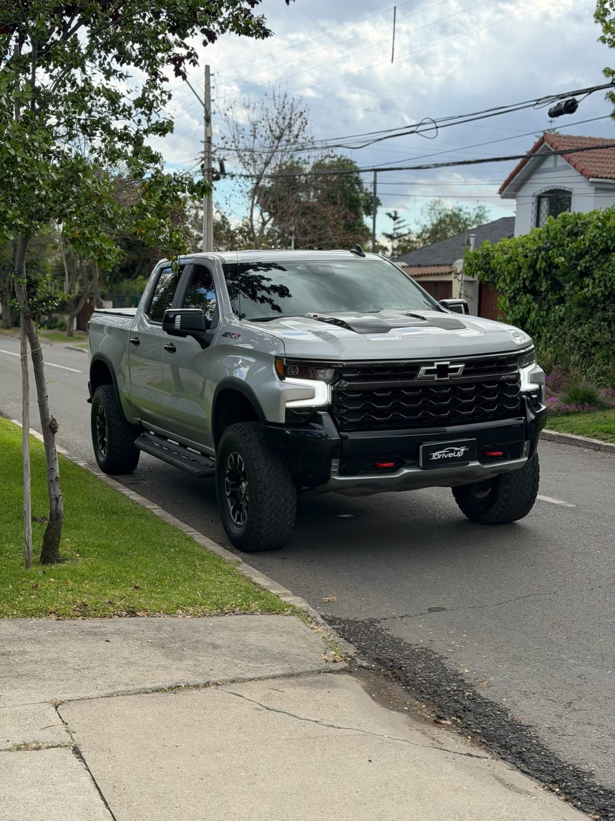 2023 Chevrolet Silverado ZR2 - Miniatura 7