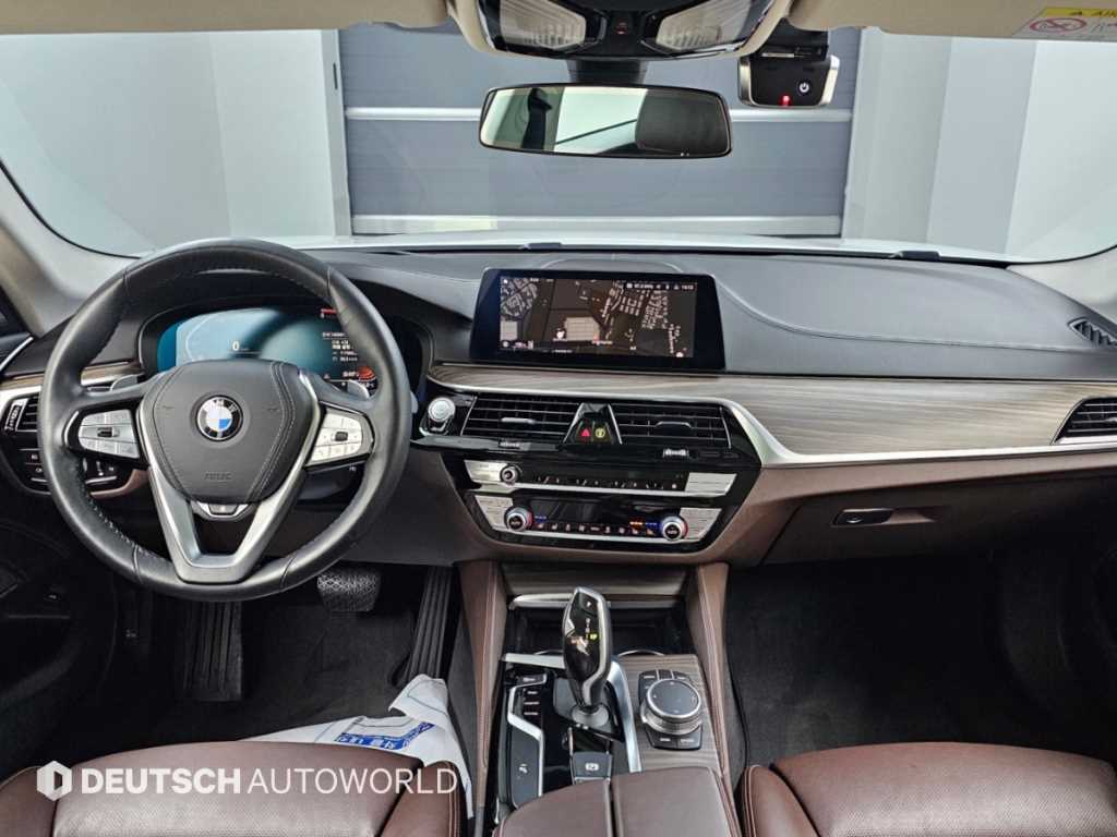 2020 BMW Serie 5 5 Series Ref 428707 Diesel - Miniatura 7
