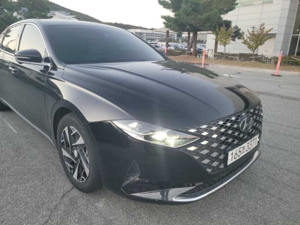 2022 Hyundai Grandeur IG - Miniatura 2