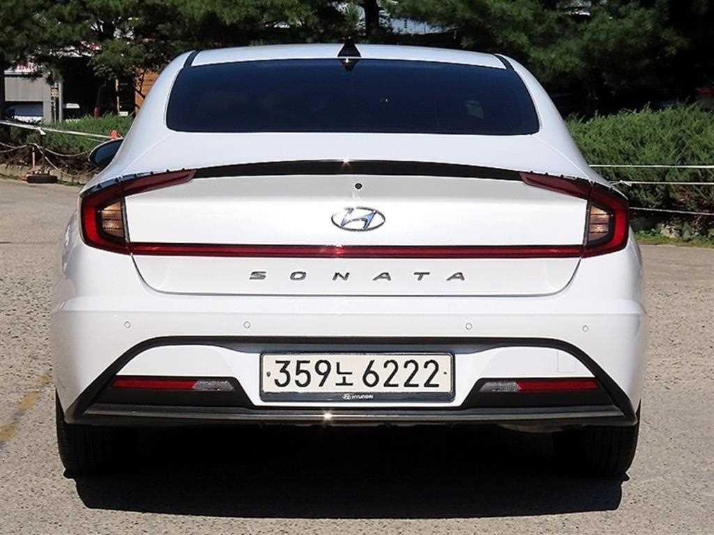 2023 Hyundai Sonata Hybrid Blanco - Miniatura 4