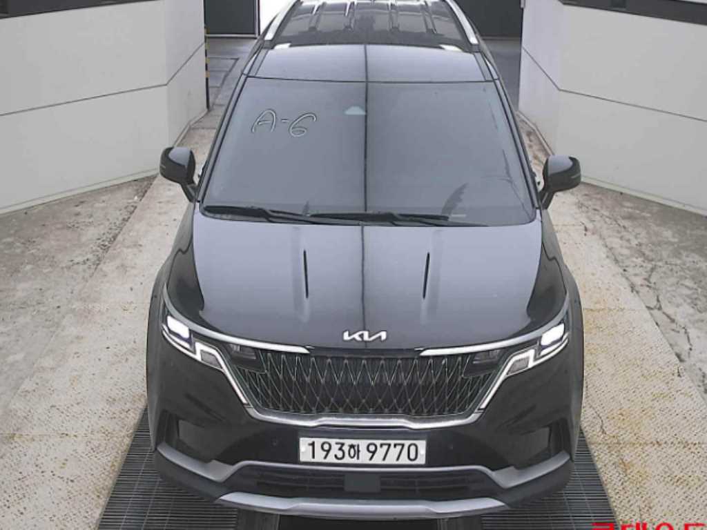 2023 Kia Carnival 4th - Imagen 1