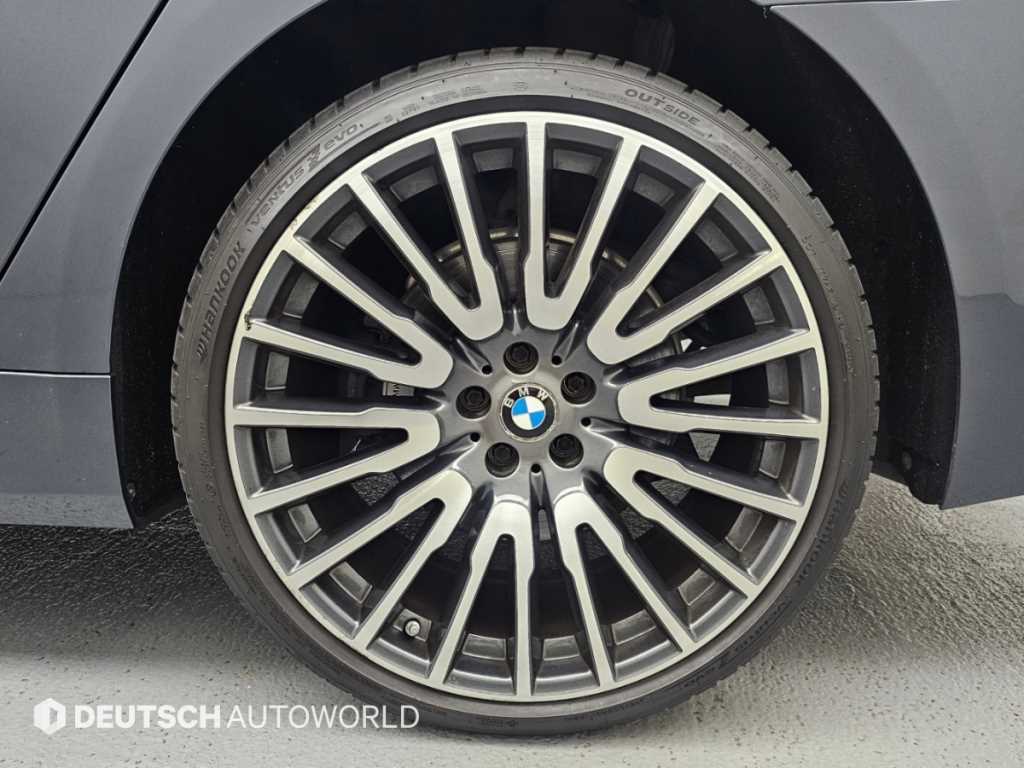 2016 BMW Serie 7 7 Series Ref 428683 Gasoline Gris - Miniatura 5