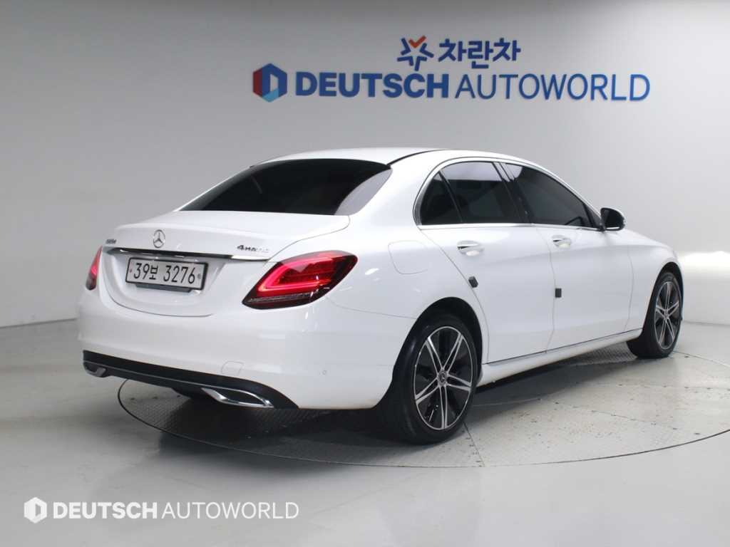 2019 Mercedes-Benz Clase C C Blanco - Miniatura 2