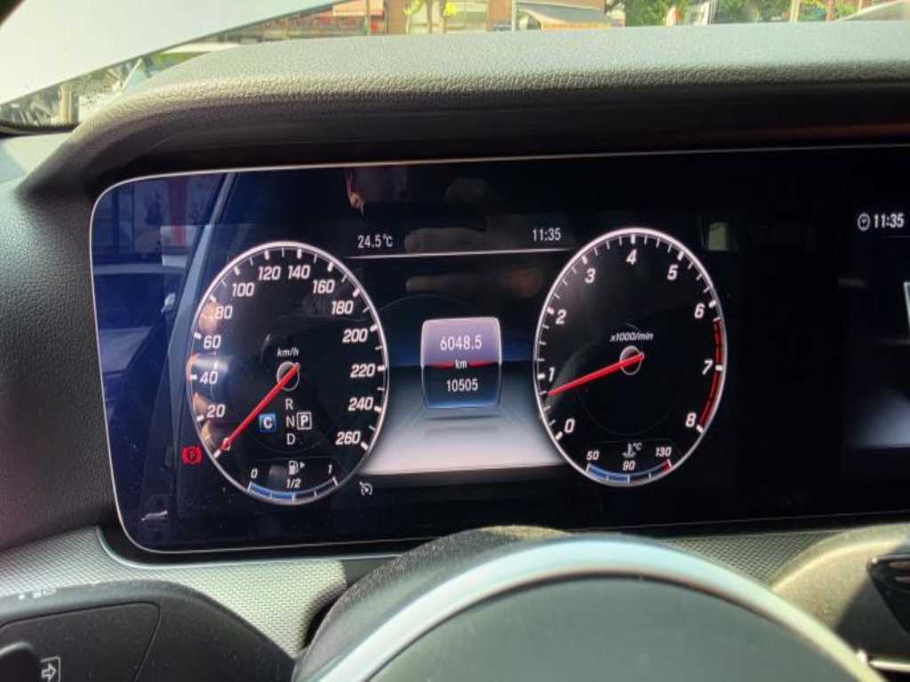 2019 Mercedes-Benz Clase E Mercedes Benz E Class Ref 428671 - Miniatura 3
