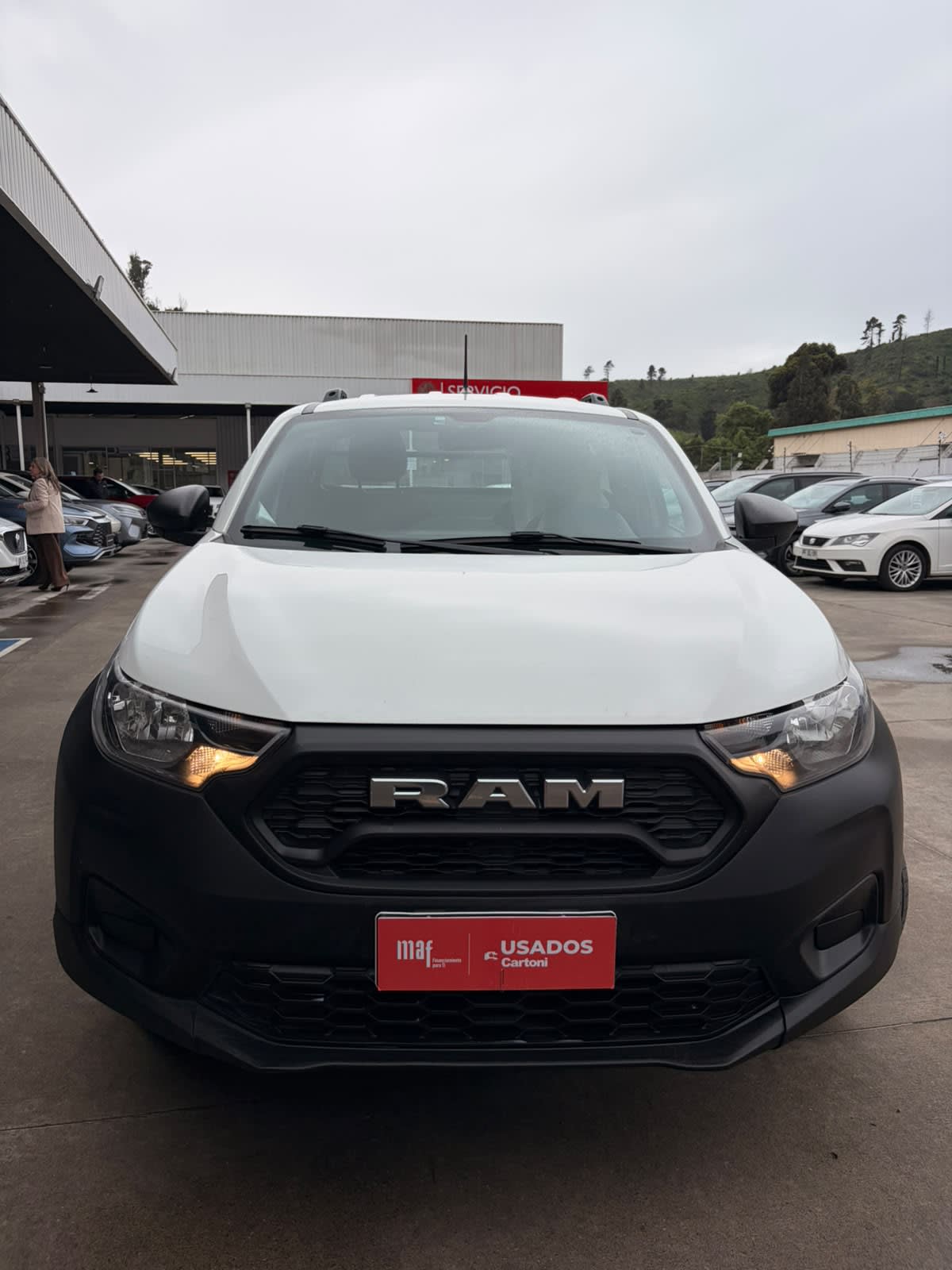 2024 Ram 700 SLT - Imagen 1