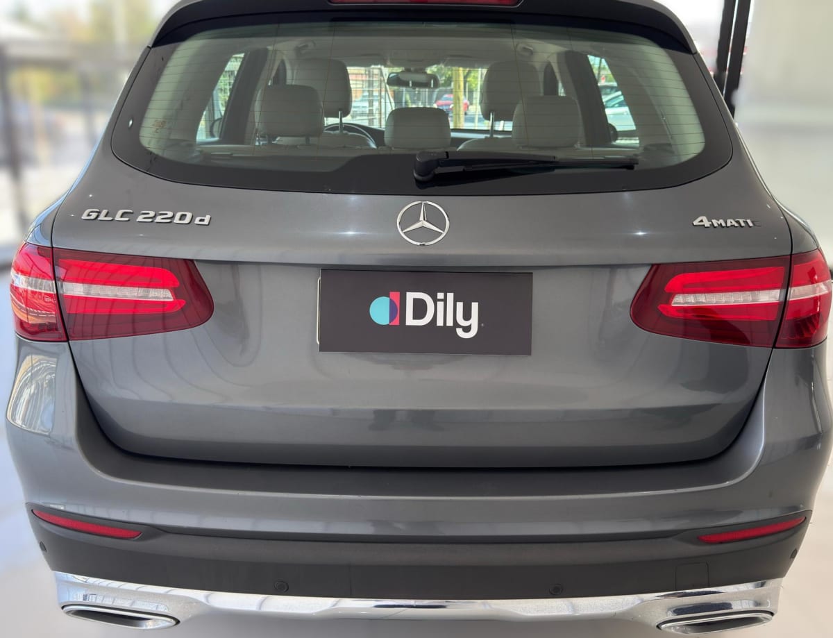 2018 Mercedes-Benz GLC 220D 4MATIC 2.1 AUT Gris - Miniatura 6