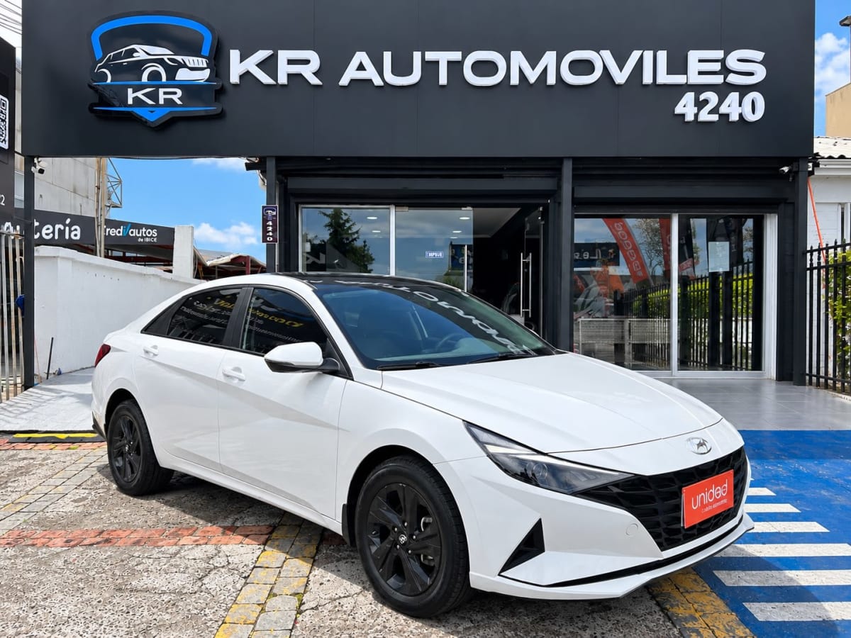 2022 Hyundai ELANTRA CN7 - Imagen 1