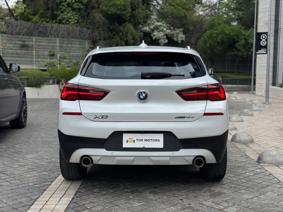 2021 BMW X2 sDrive18d Blanco - Miniatura 5