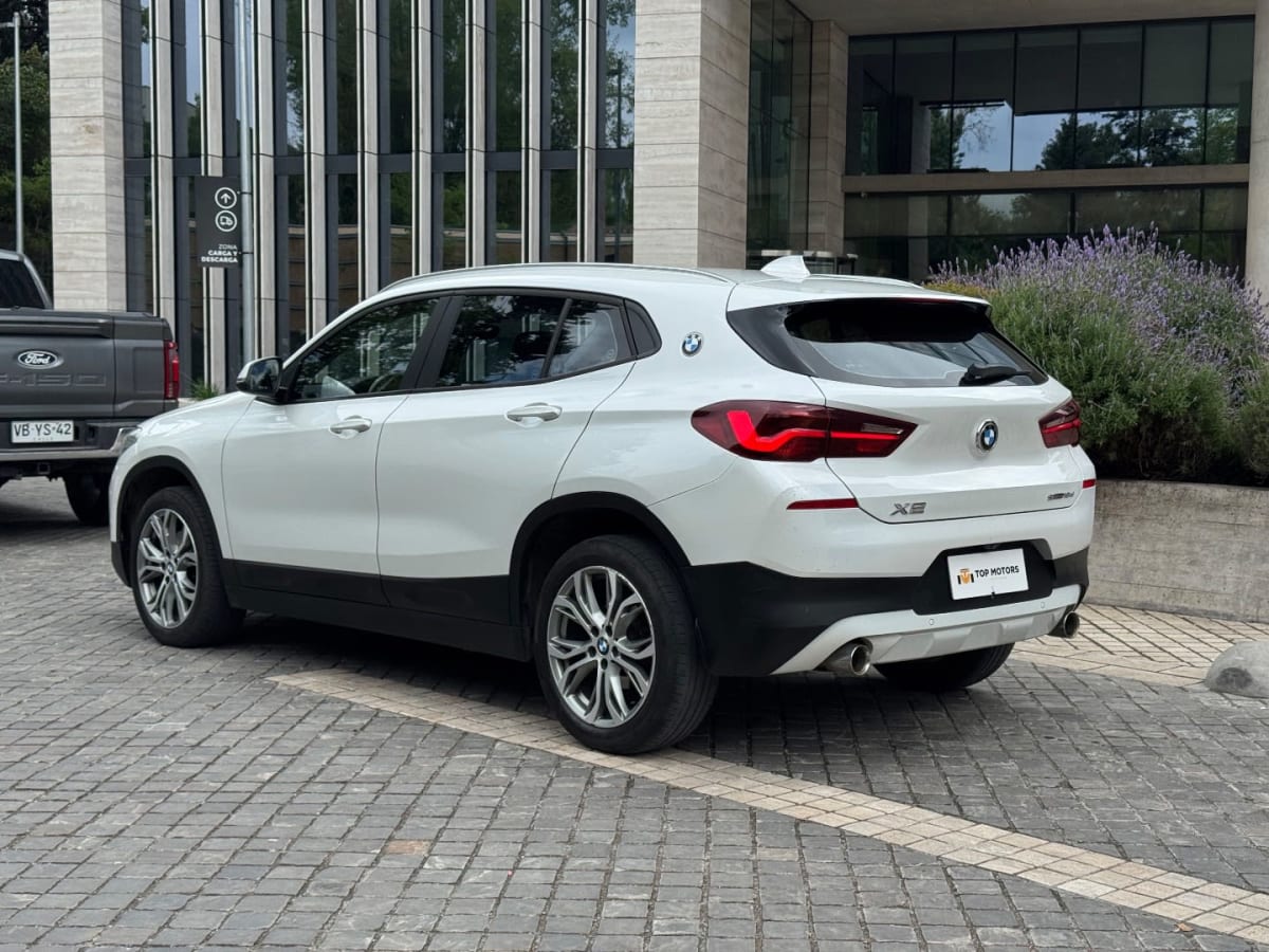 2021 BMW X2 sDrive18d Blanco - Miniatura 6