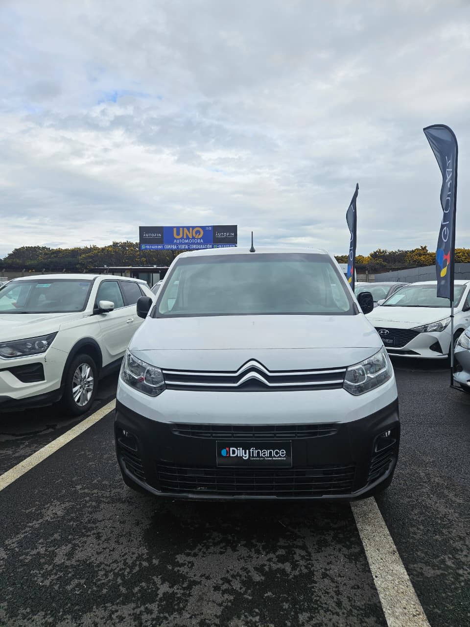 2024 Citroën Berlingo - Miniatura 4
