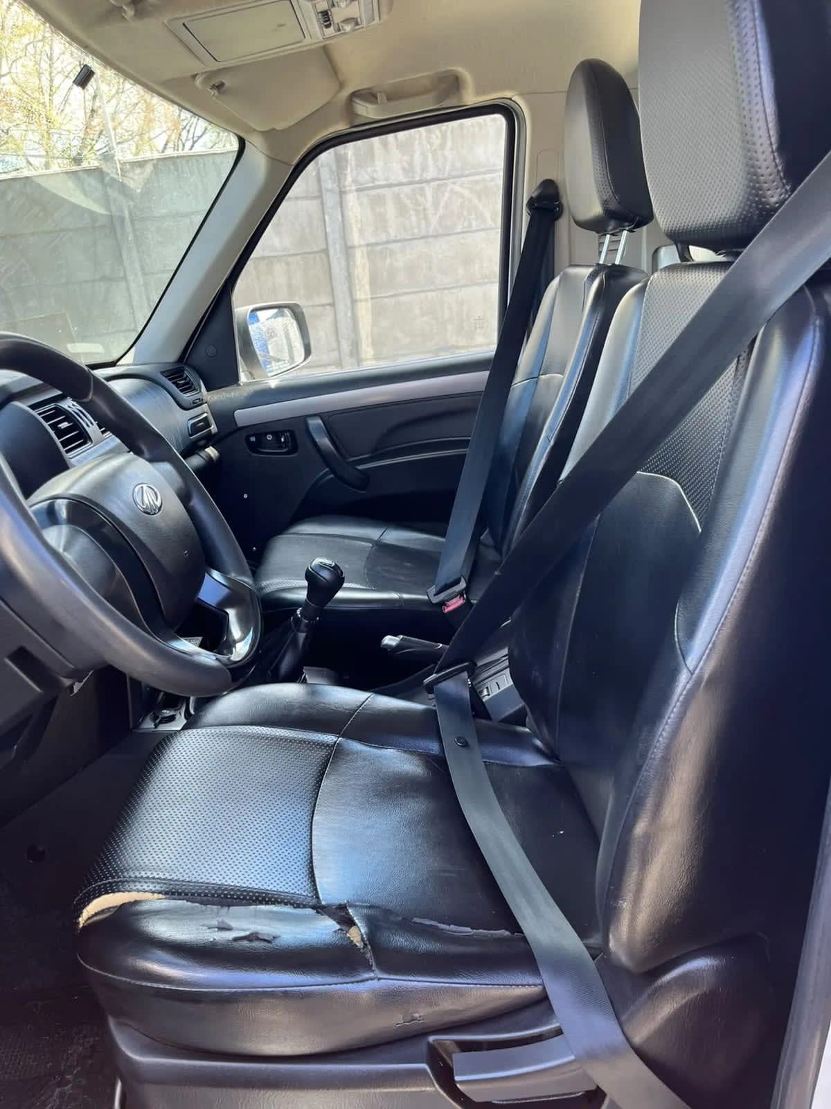 2020 Mahindra Pik Up Refresh 2.2 Refrigerada Blanco - Miniatura 7