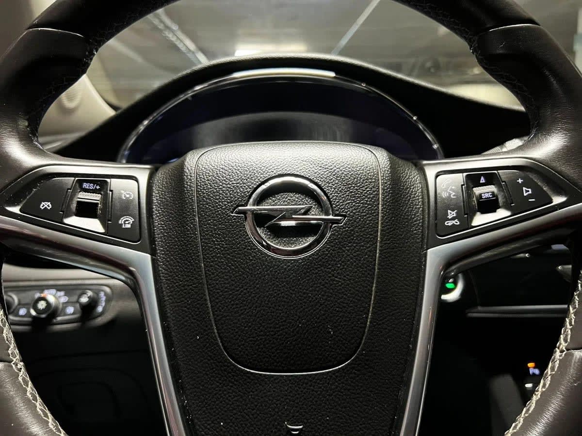 2018 Opel Mokka 1.4 Gris - Miniatura 2