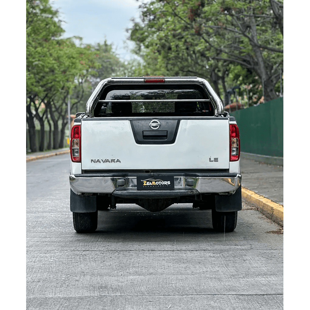 2015 Nissan Navara DCAB - Miniatura 6