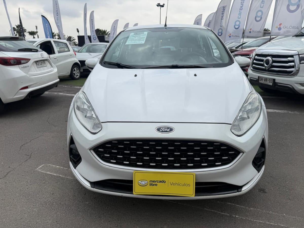 2019 Ford Fiesta Hb 1.6 Blanco - Miniatura 8