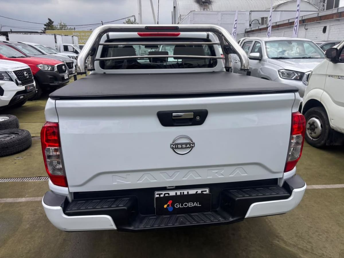 2024 Nissan Navara Blanco - Miniatura 7