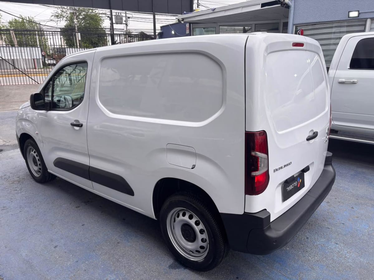 2024 Citroën Berlingo - Miniatura 6
