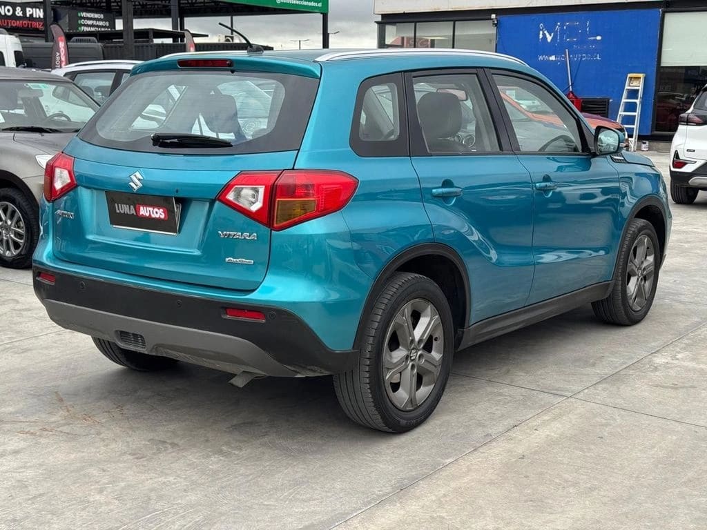 2017 SUZUKI VITARA GLX - Miniatura 6