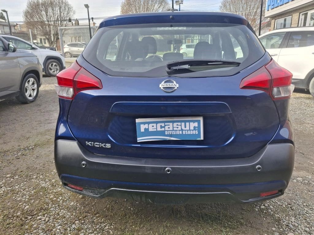 2021 NISSAN KICKS 1.6 - Miniatura 3
