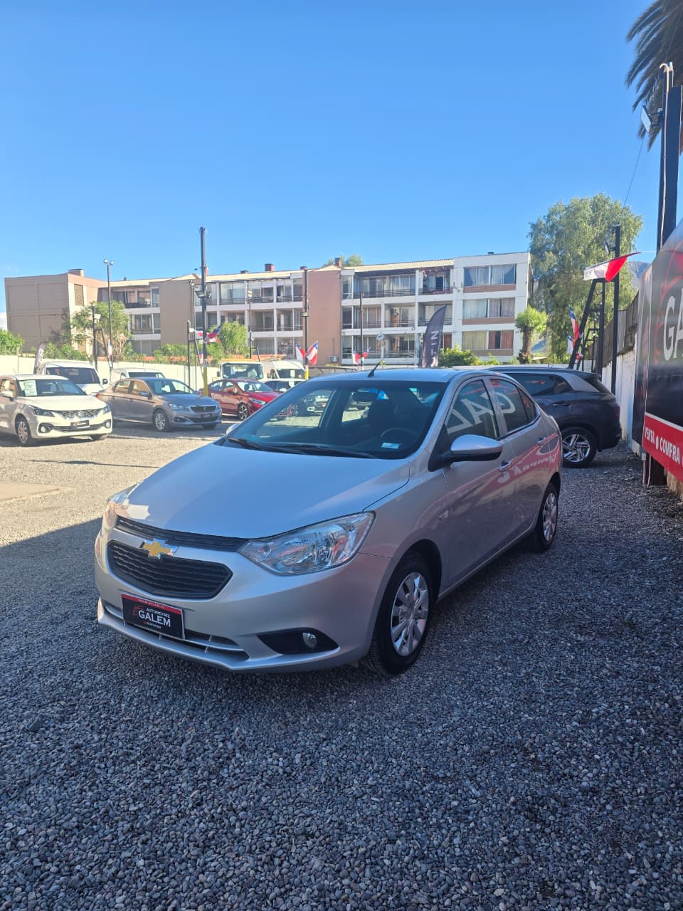 2018 Chevrolet Sail Plata - Miniatura 3