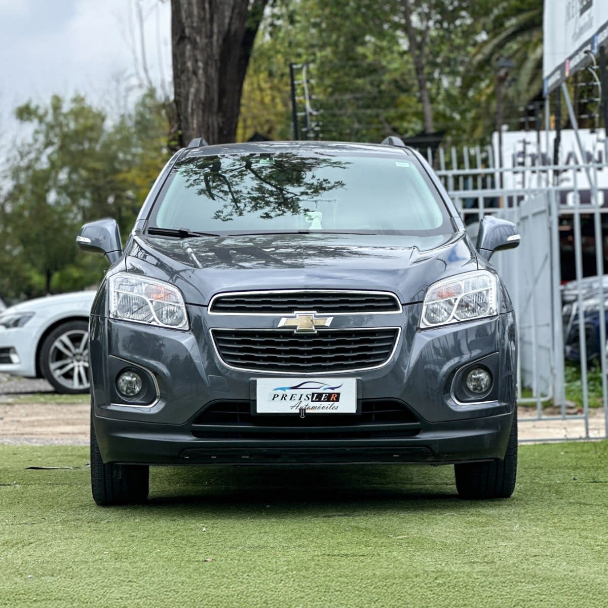 2016 Chevrolet TRACKER LT Gris - Miniatura 2