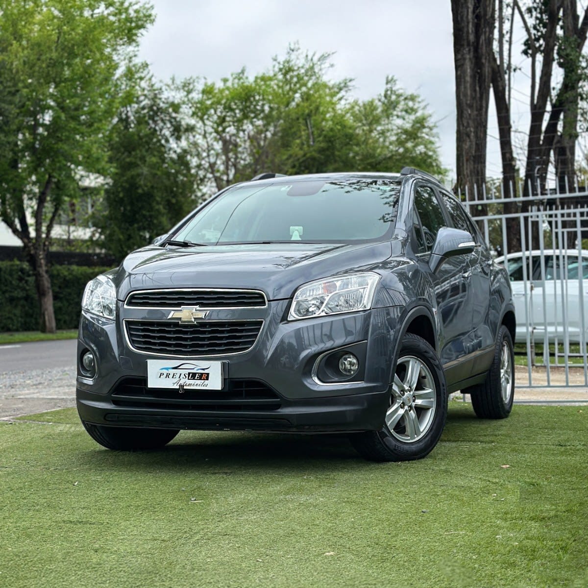 2016 Chevrolet TRACKER LT Gris - Miniatura 3