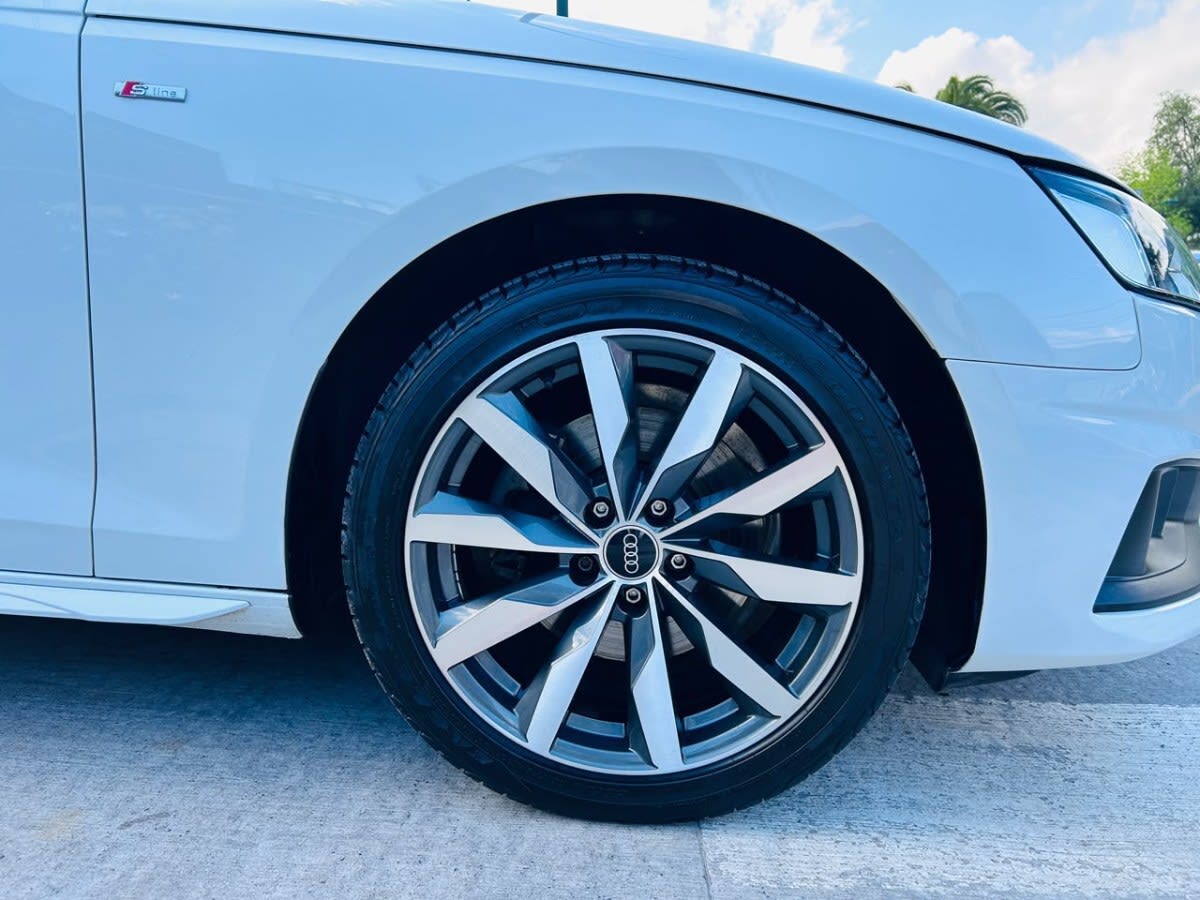 2022 Audi A4 35 - Miniatura 9