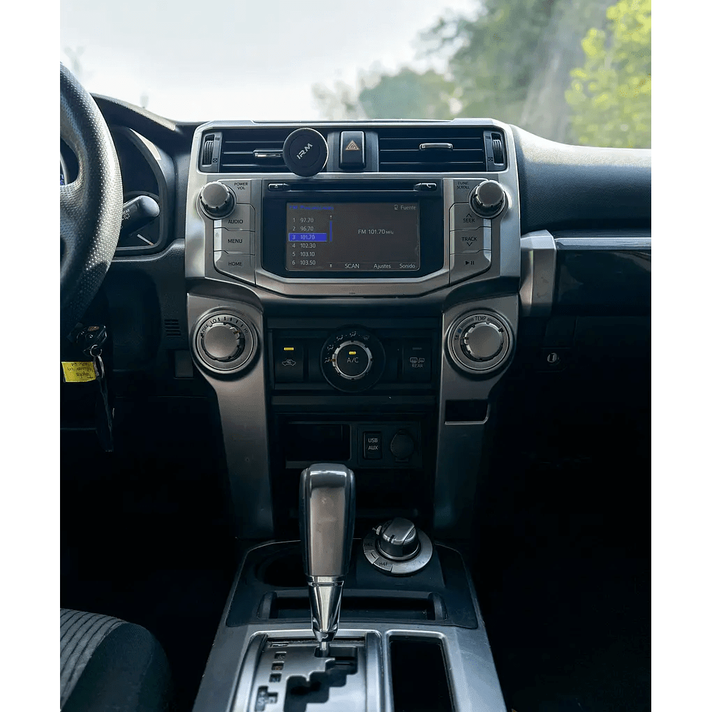 2020 Toyota 4RUNNER SR5 - Miniatura 9