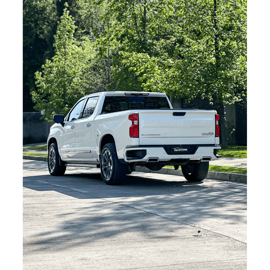 2023 Chevrolet Silverado 4X4 - Miniatura 5