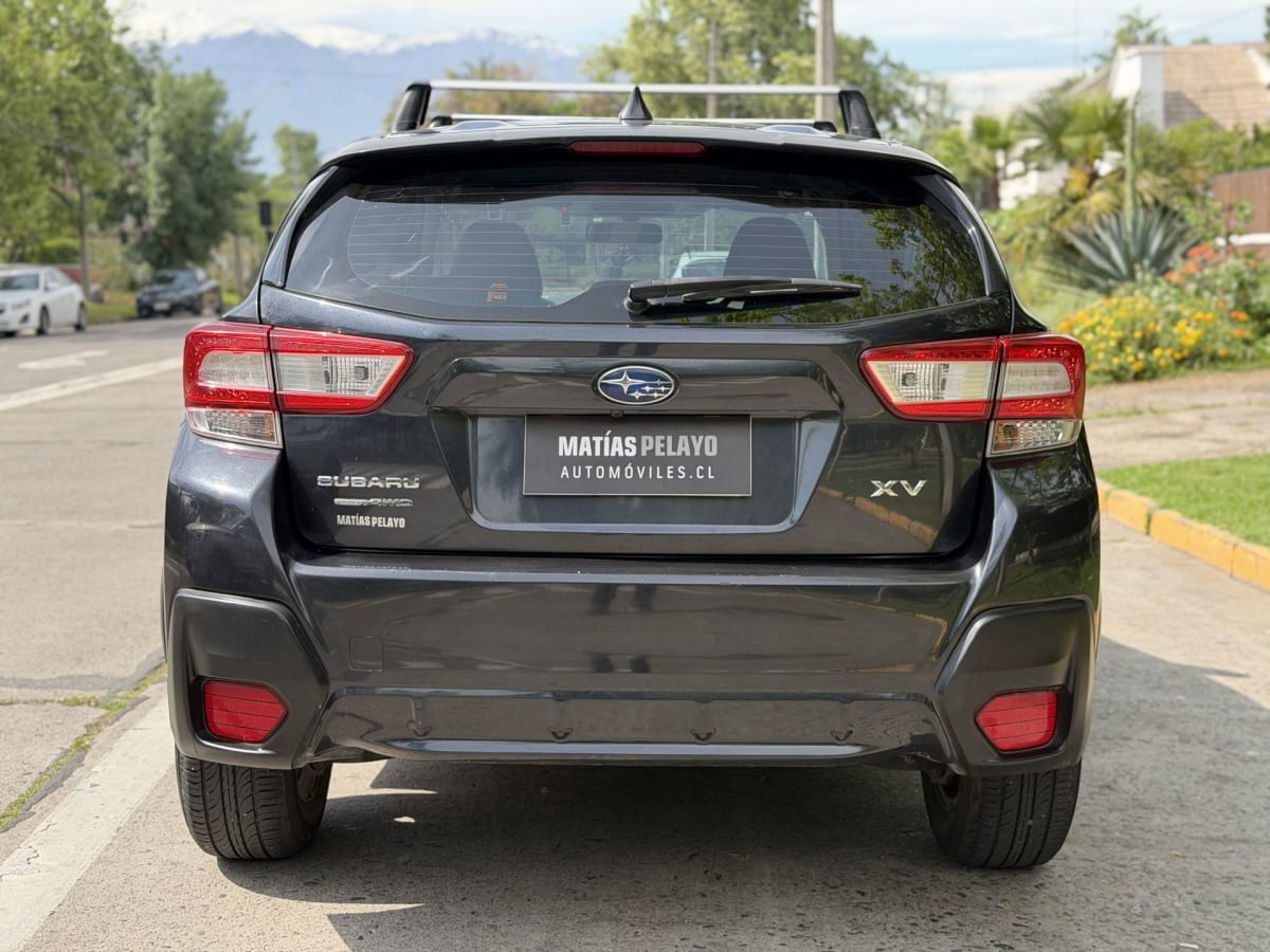 2019 Subaru XV 1.6I Gris - Miniatura 5