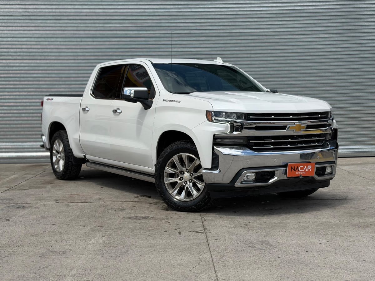 2020 Chevrolet SILVERADO Blanco - Miniatura 3