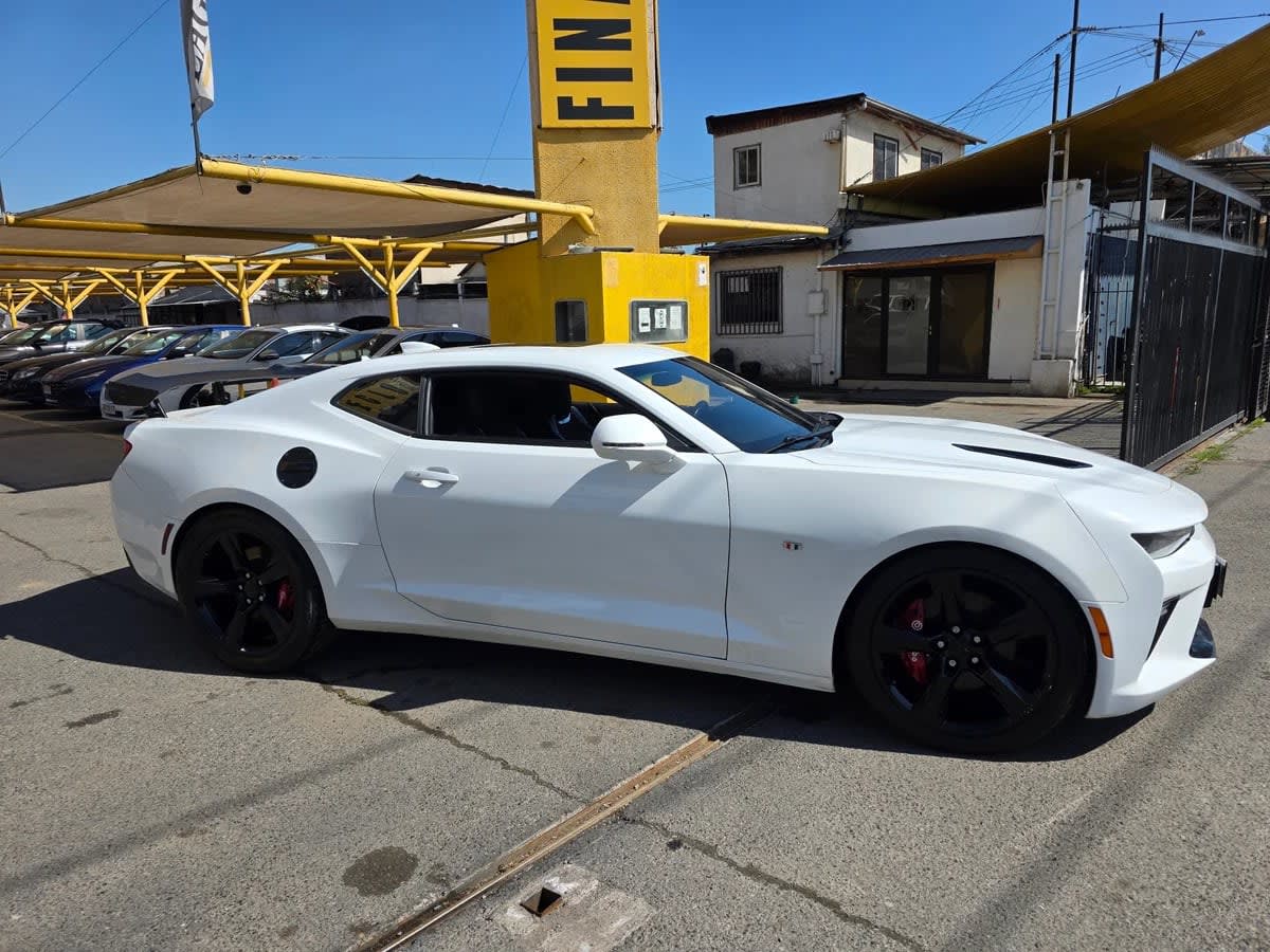 2018 Chevrolet Camaro 6.2L Blanco - Miniatura 3