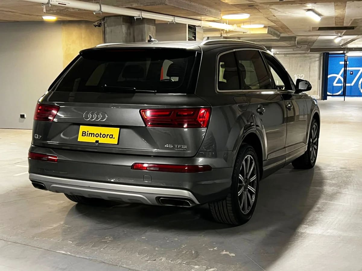 2020 Audi Q7 2.0 Gris - Miniatura 4