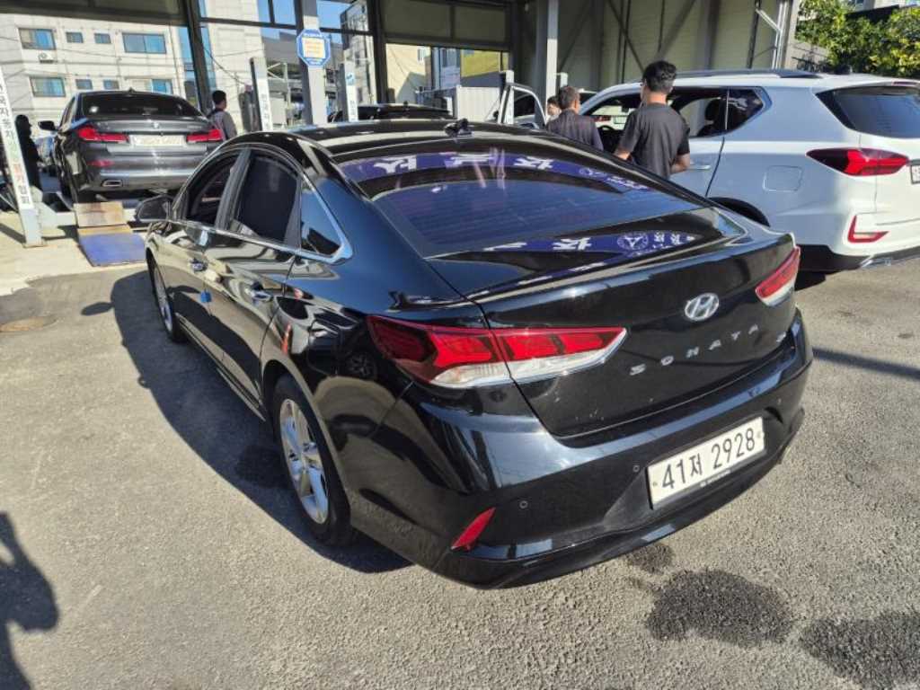 2018 Hyundai Sonata New Negro - Miniatura 6