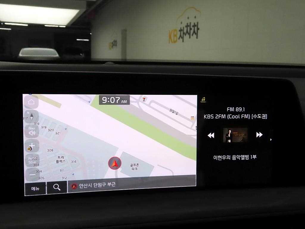 2023 Kia K8 2.5 Negro - Miniatura 9