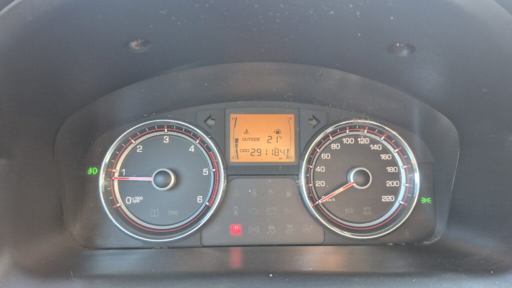 2012 SSANGYONG KORANDO 2.0 Gris - Miniatura 9
