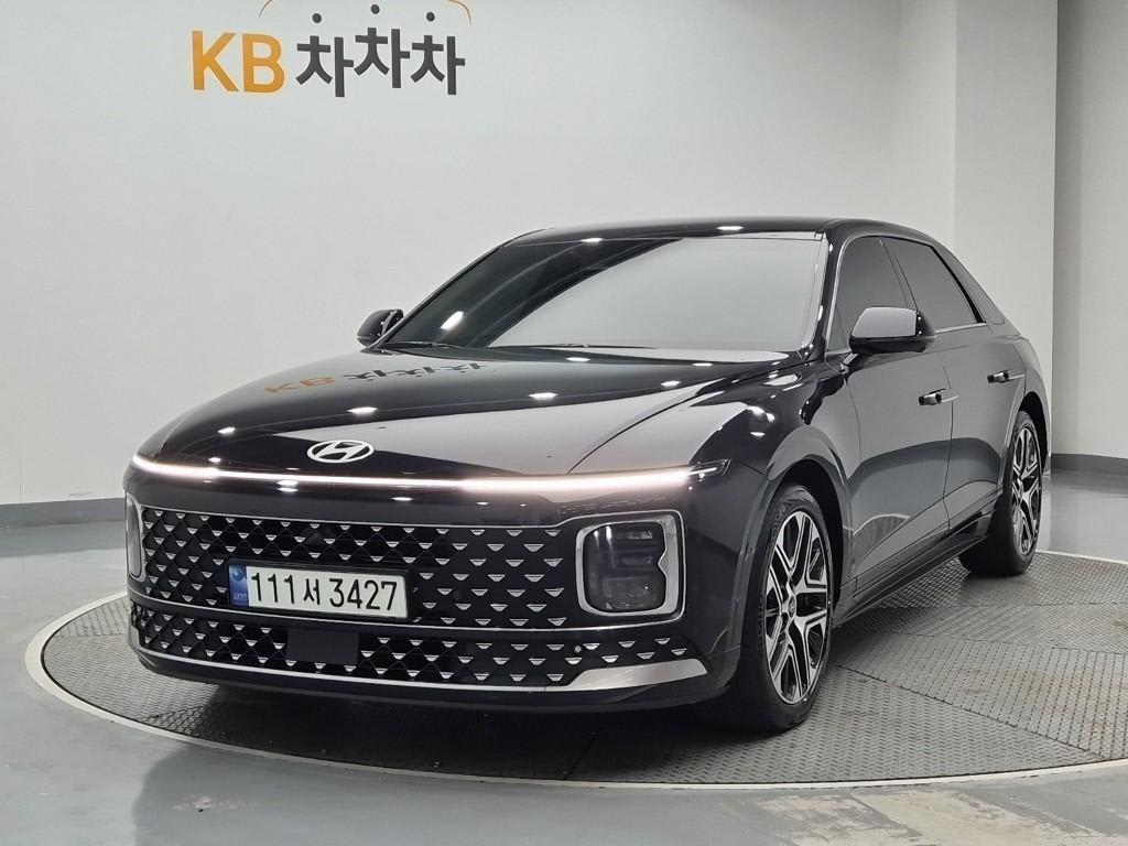 2023 Hyundai Grandeur (GN7) Negro - Imagen 1
