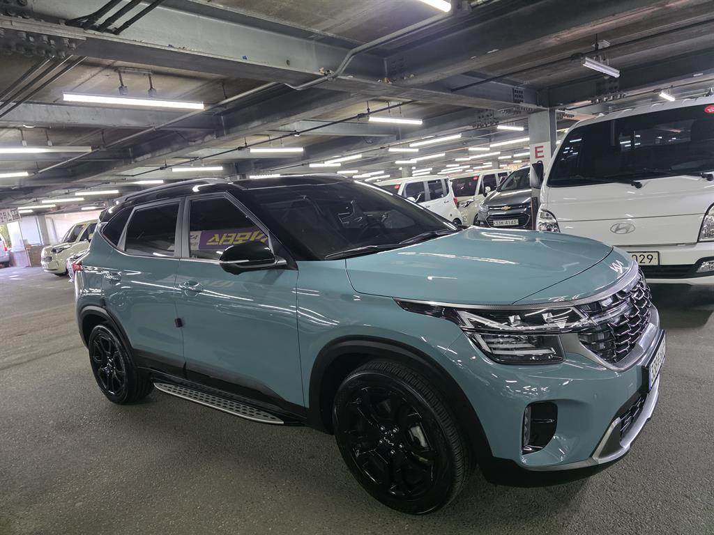 2023 Kia Seltos Gasoline Azul - Miniatura 5