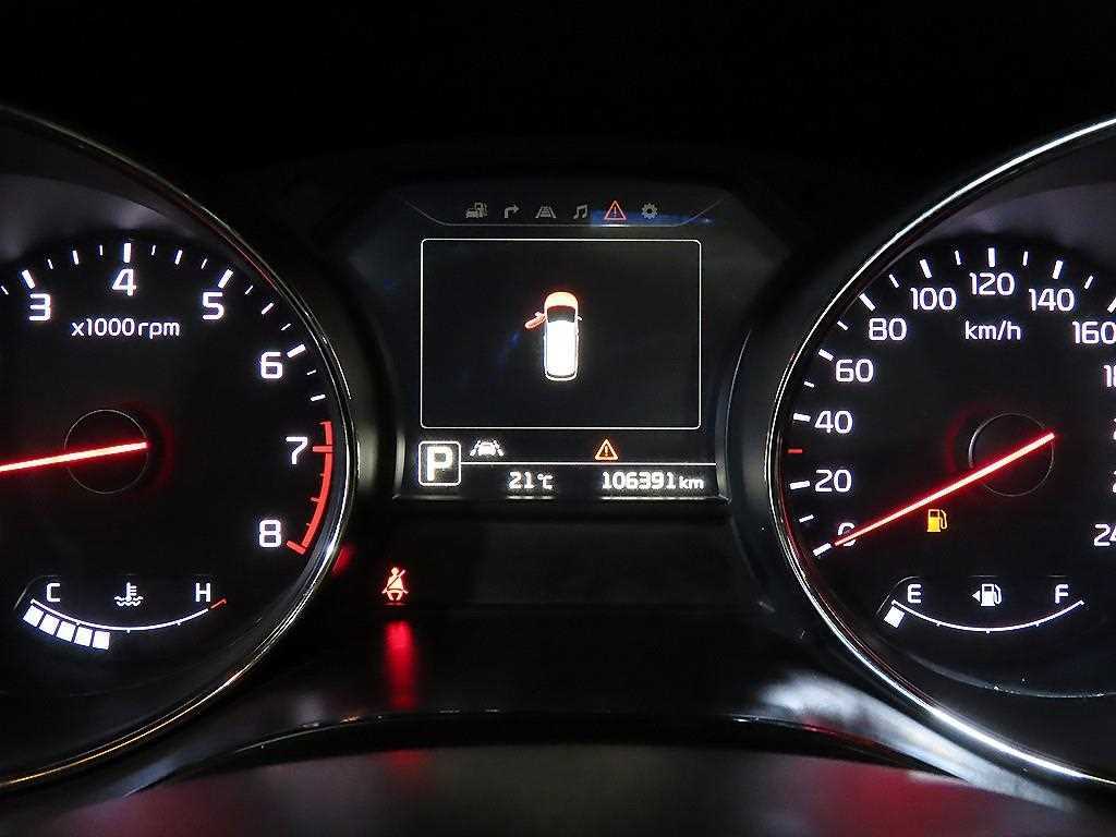 2018 Kia Carnival Gasoline Rojo - Miniatura 9