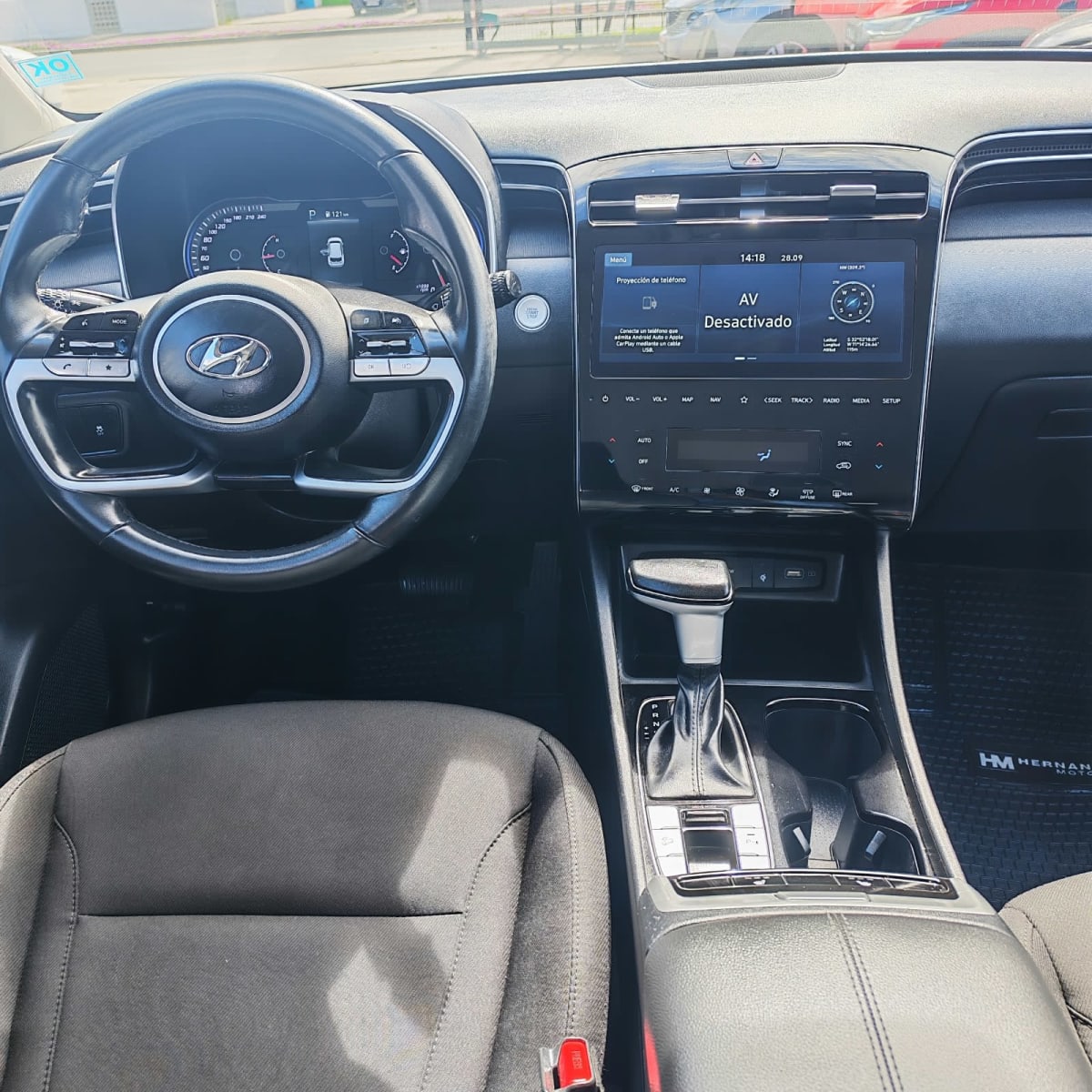 2023 Hyundai Tucson Gris - Miniatura 10
