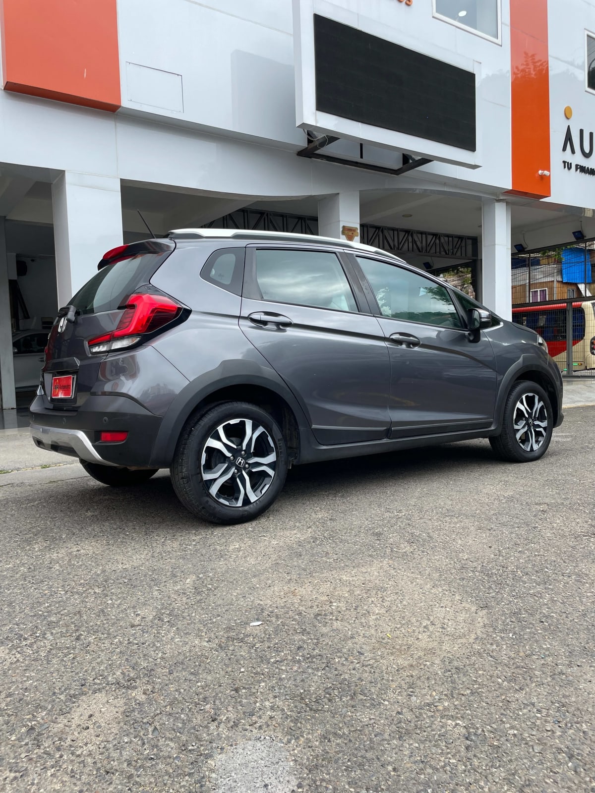 2023 Honda WRV EXL - Miniatura 6