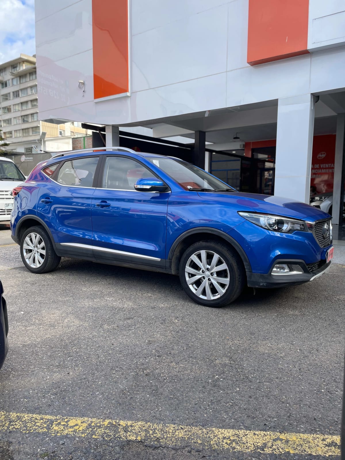 2022 MG ZS 1.5 - Miniatura 3