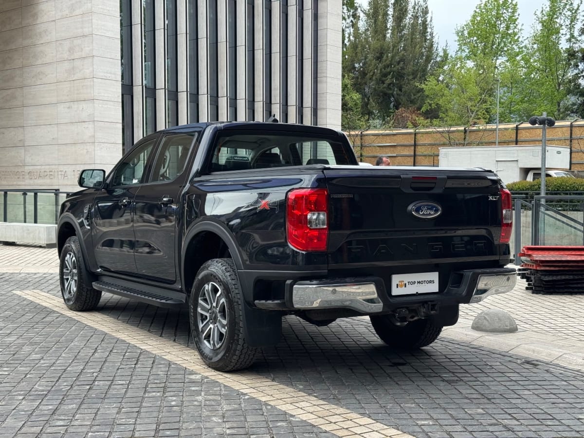 2026 Ford RANGER XLT 2.0 4X4 Negro - Miniatura 6